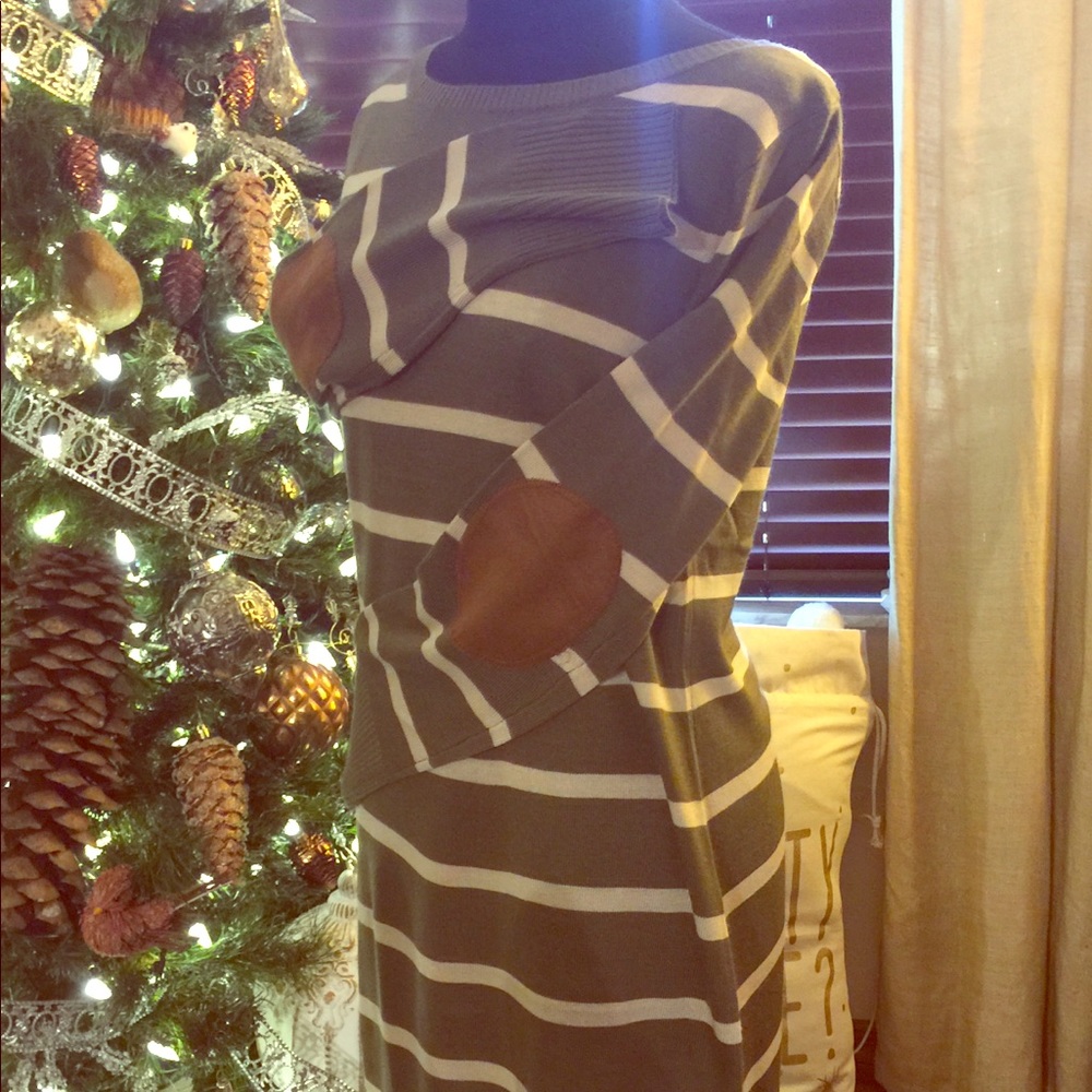 NWT sweater dress / olive green